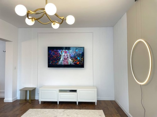Serenity Mountain Apartment - AC & Smart TV 43 SocialSpot