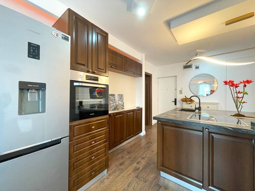 Serenity Mountain Apartment - AC & Smart TV 45 SocialSpot