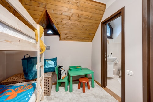 Vila Negoiu 95 SocialSpot