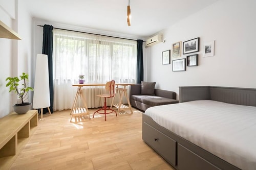 Jazzy Studio in the Heart of Bucharest 0 SocialSpot