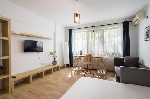 Jazzy Studio in the Heart of Bucharest 20 SocialSpot
