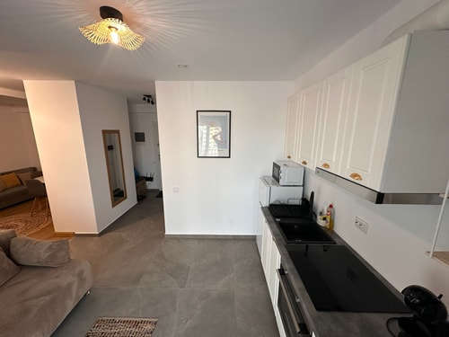Urban Altitude Studio w panoramic skyline vistas 6 SocialSpot