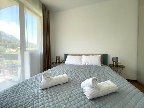Alpine River Home: Peace and Mountain View 27 SocialSpot