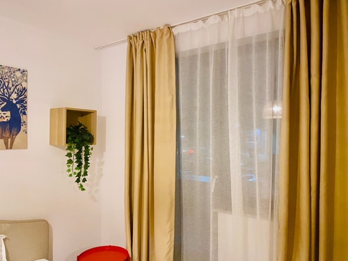 Elegant Apartment in Ivory - AC & Smart TV 23 SocialSpot