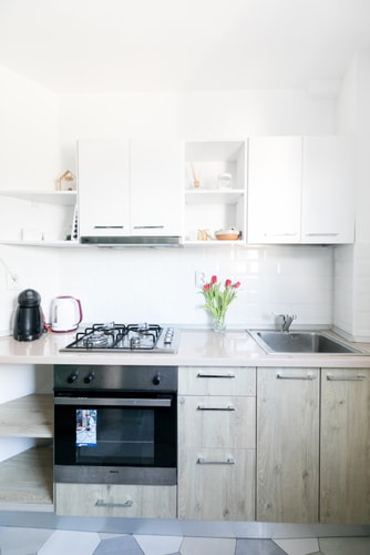 City View Studio: Your Cozy Urban Retreat 9 SocialSpot