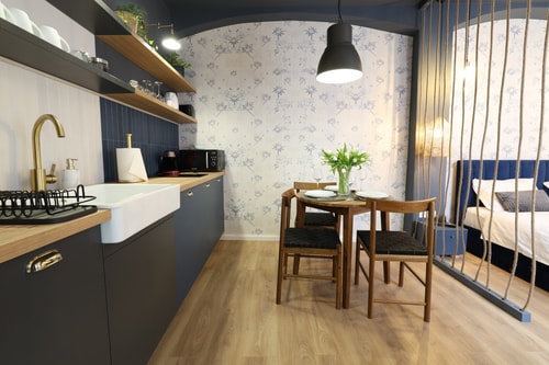 Victorian Blue Studio 17 SocialSpot