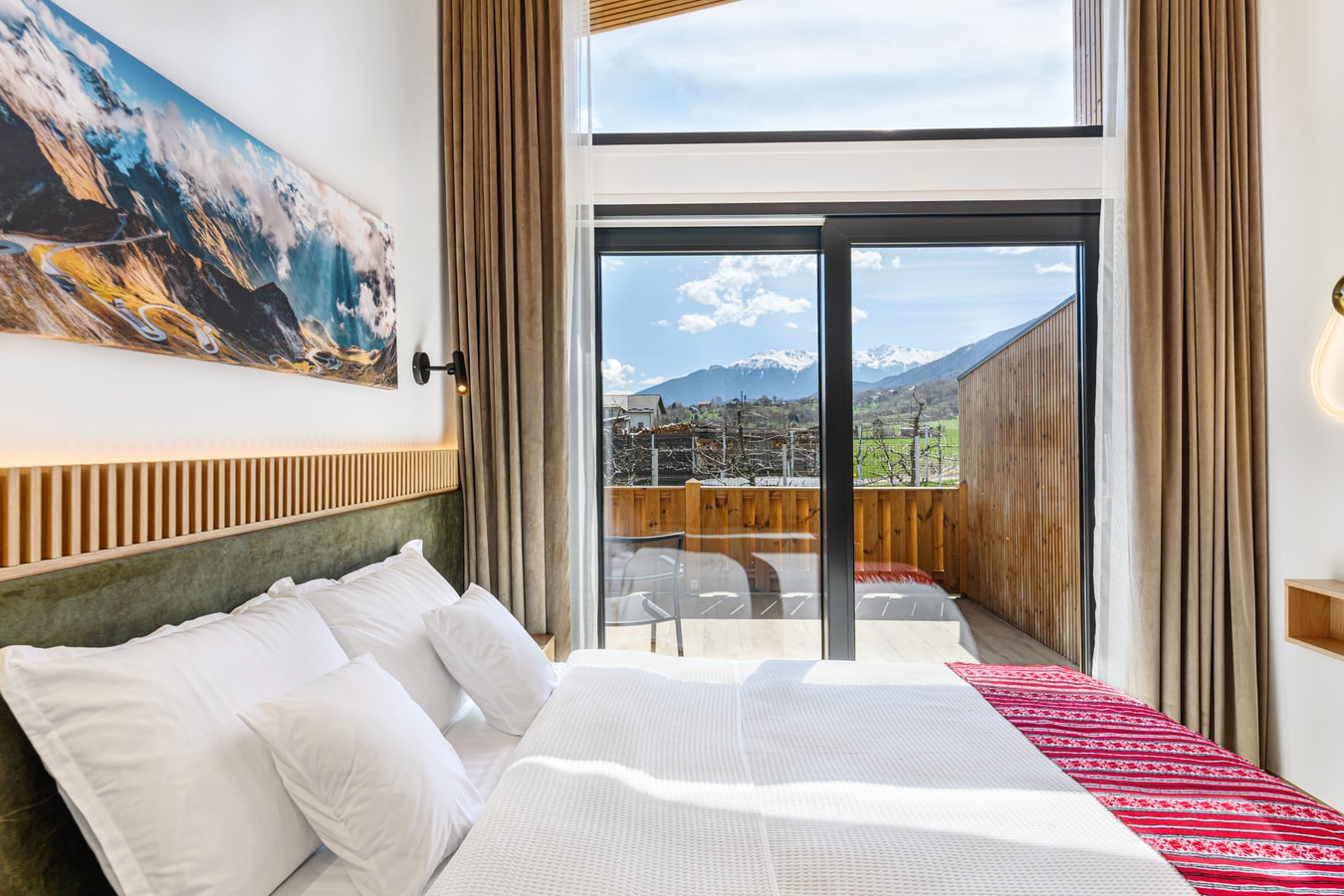 Selva Cabin 3 — The Mountain Base SocialSpot