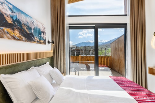 Selva Cabin 3 — The Mountain Base SocialSpot