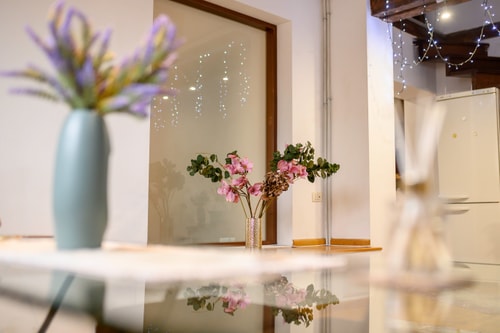Lavender Attic w. AC, working desks 41 SocialSpot