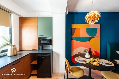 Color Ivory Residence with Free Parking 11 SocialSpot