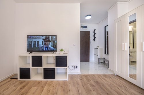 Deda Studio w. Smart TV · AC · washing machine 36 SocialSpot