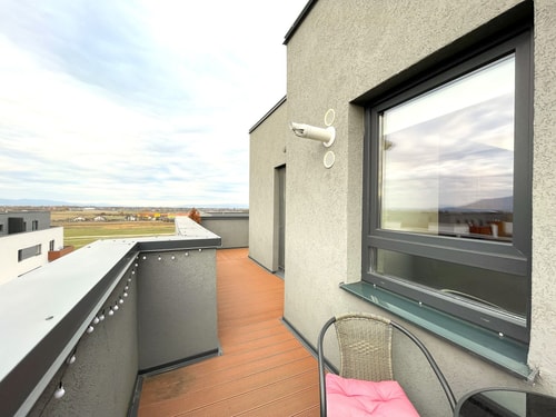 Blue Jay's Nest — AC & Stylish Terrace 36 SocialSpot