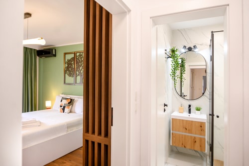 Central Green Oasis • 2BR Ultracentral Apt • AC 39 SocialSpot