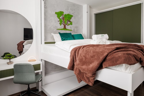 Kronsmart Apartment: Cozy Fireplace & Free Parking 1 SocialSpot