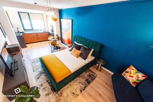 Color Ivory Residence with Free Parking 9 SocialSpot