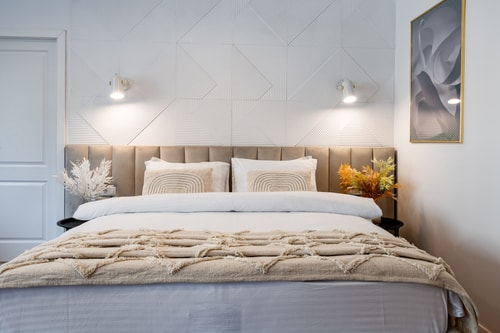 Central Square Haven 2A | Central Gem • A/C 32 SocialSpot