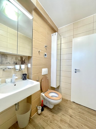Mountain Home w. private parking 2 SocialSpot