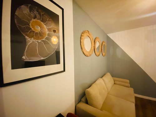 Elegant Apartment in Ivory - AC & Smart TV 13 SocialSpot