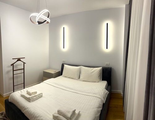 Modern City Home w. A/C 2 SocialSpot