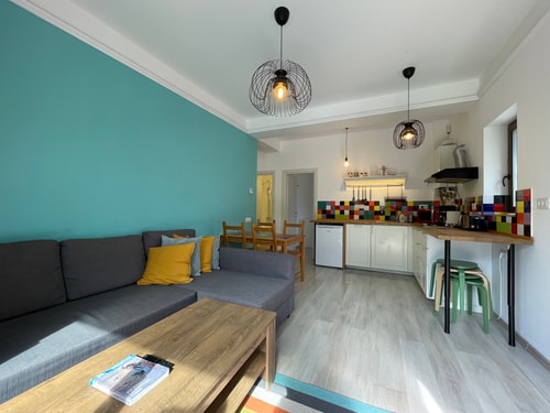 Cozy Riverfront 1 with Garden and Mountain View 53 SocialSpot