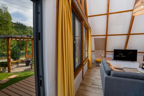 Vatra Verde - A-Frame Cabin 32 SocialSpot