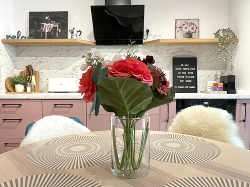 RoseWood Boutique Apartment - In Green Future Spa 24 SocialSpot
