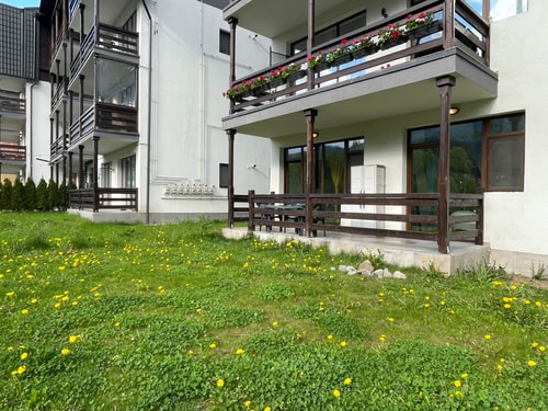Cozy Riverfront 2 with Garden and Mountain View 32 SocialSpot