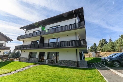 Slopeview Chalet 7 SocialSpot