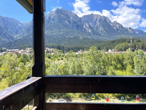 Alpine River Home: Peace and Mountain View 5 SocialSpot