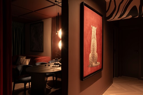 Velvet Noir Old Town 36 SocialSpot