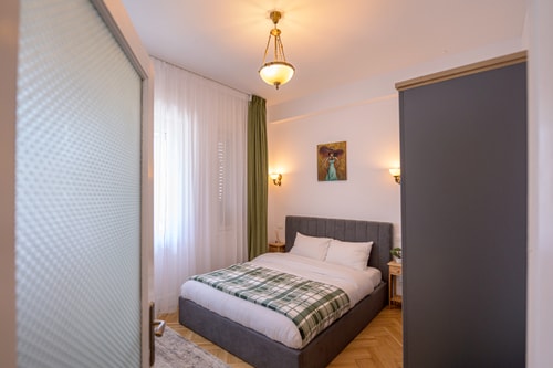 Colibri Apartment w. AC 17 SocialSpot