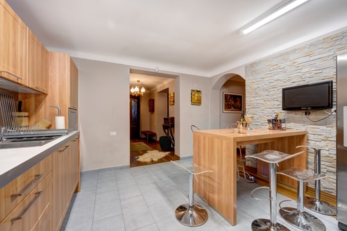 Vila Negoiu 76 SocialSpot