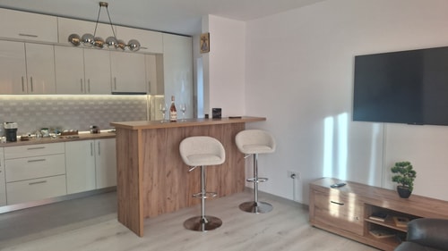 Lotus Apartment - Stunning View • Parking 31 SocialSpot