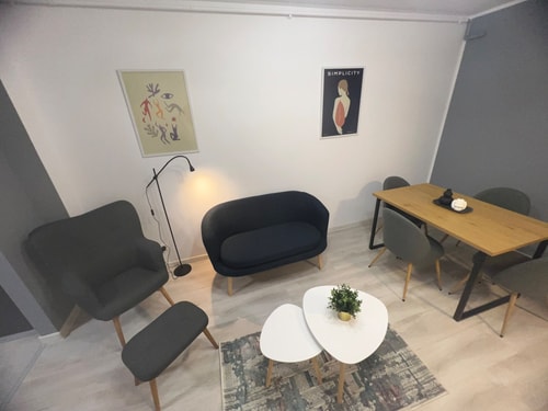 Hills Nomad Studio 17 SocialSpot