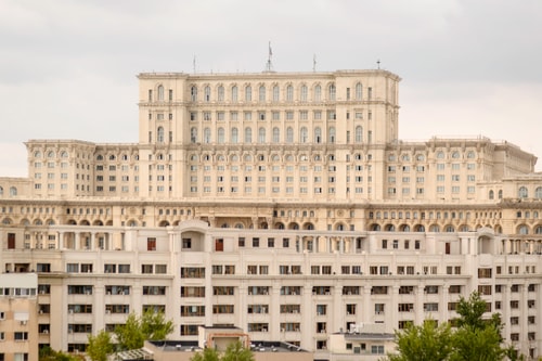 Central Green Oasis • 2BR Ultracentral Apt • AC 27 SocialSpot