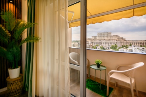Central Green Oasis • 2BR Ultracentral Apt • AC 25 SocialSpot