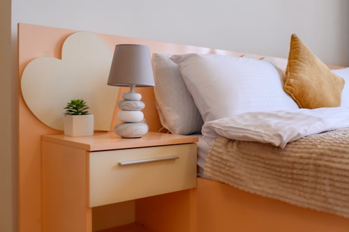 Bellevue by Ciulley w. AC & Netflix 21 SocialSpot