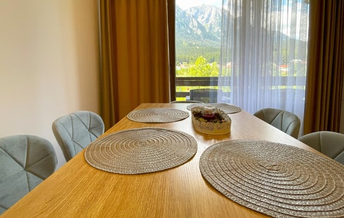 Alpine River Home: Peace and Mountain View 6 SocialSpot