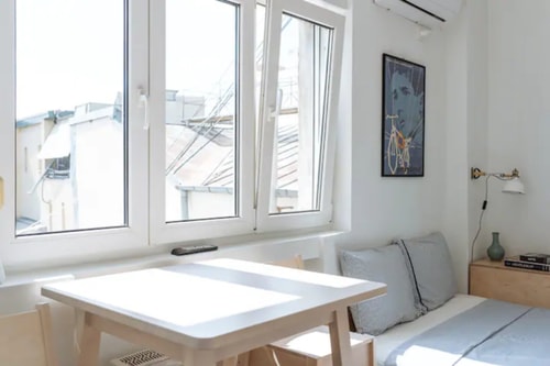 Rooftop Studio In the Heart of Bucharest w Netflix 31 SocialSpot