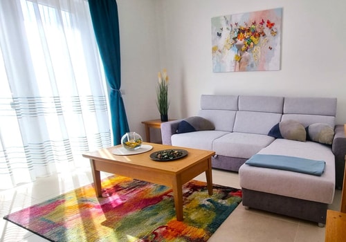Bella Vista Red Apartment - Smart TV&Free Parking 23 SocialSpot