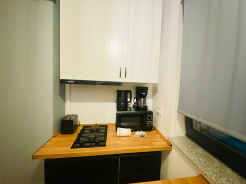 Elegant Apartment in Ivory - AC & Smart TV 11 SocialSpot