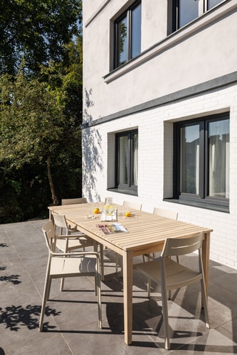 Citadel Signature Villa w. private garden, parking 23 SocialSpot