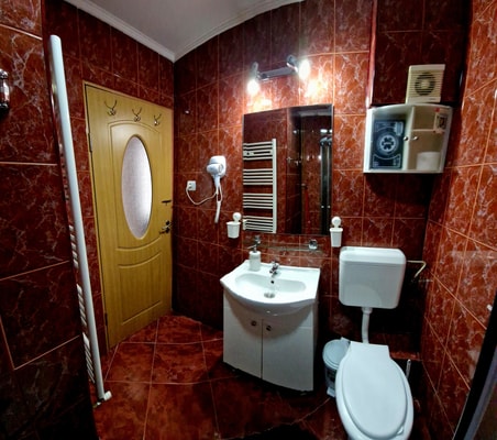 House Camely w. private parking 2 SocialSpot