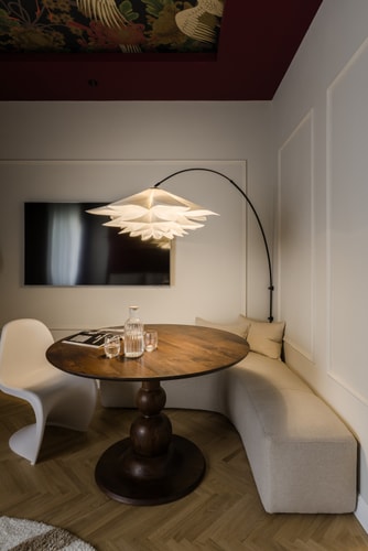 ROUGE | Studio in Bucharest 9 SocialSpot