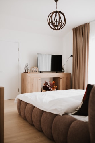 Mountain Wisper Chalet w fireplace 4 SocialSpot