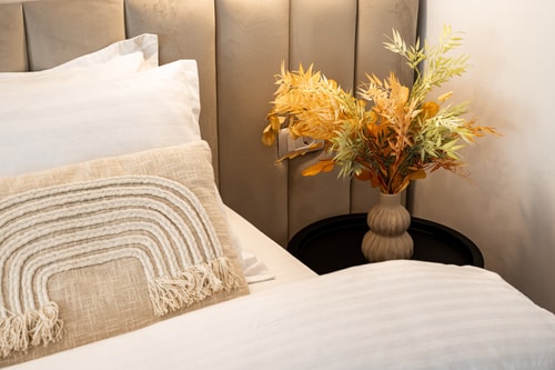 Central Square Haven 2A | Central Gem • A/C 18 SocialSpot