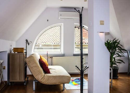 Split Crib – Chill Studio in Historic Brașov 0 SocialSpot