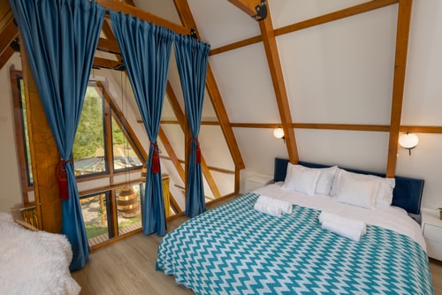 Vatra Verde - A-Frame Cabin 21 SocialSpot
