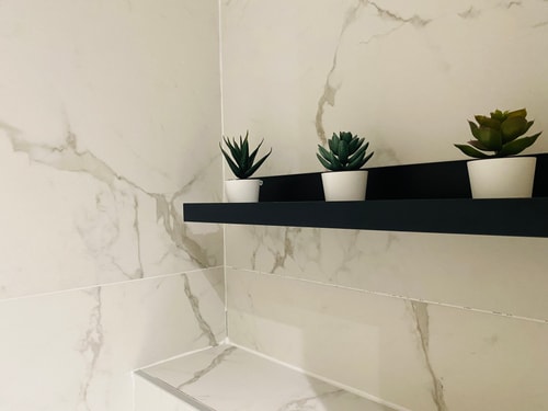 Elegant Apartment in Ivory - AC & Smart TV 7 SocialSpot