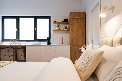 Central Square Haven 2A | Central Gem • A/C 20 SocialSpot
